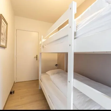 Sand Beach 布兰肯贝赫